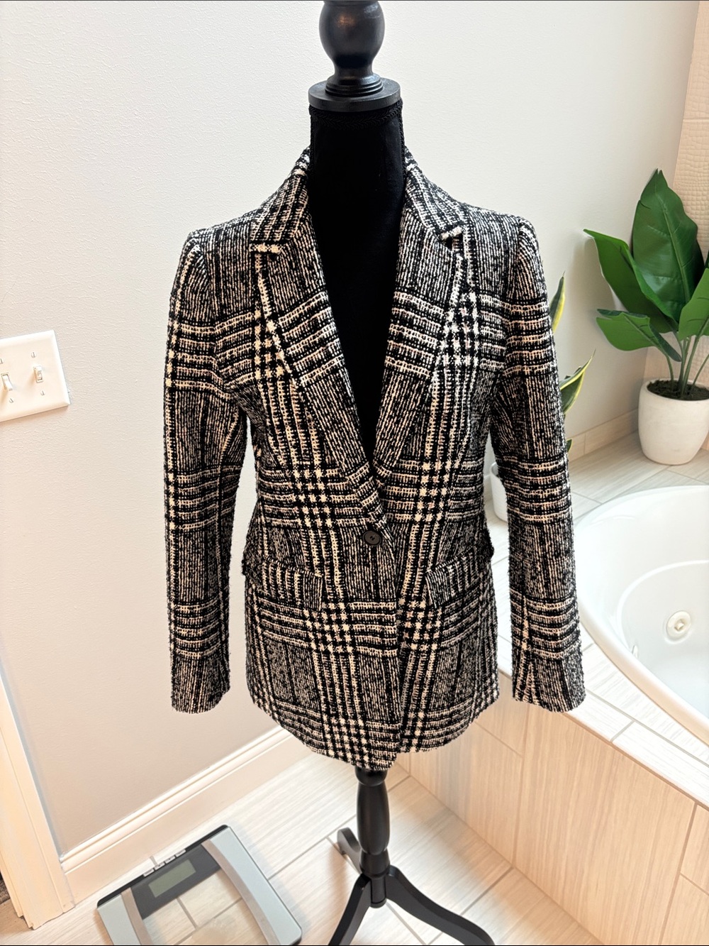 Loft Black & White Plaid Women's Blazer Jacket Size 2